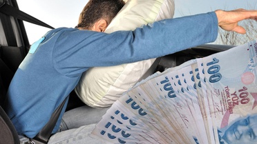 Kazada hava yastıkları açılmadı, milyonlarca lira tazminat aldı