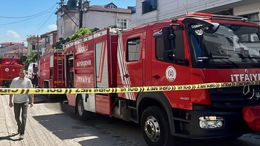 Darıca'da Yangın: Anne ve İki Çocuk Hastaneye Kaldırıldı