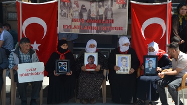 Muş'ta Evlat Nöbeti Devam Ediyor