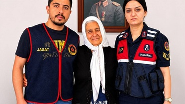 Polis Kılığına Giren Dolandırıcı Tutuklandı