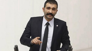 Siyasetten uzaklaşan Barış Atay, ünlü oyuncuyla aşk kaçamağında