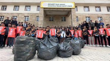 Yüksekova'da Çevre Temizliği Hareketi