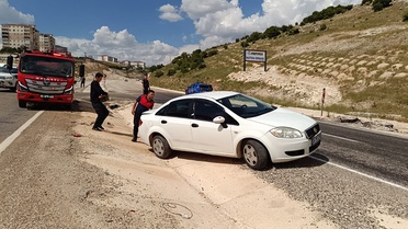 Besni'de Trafik Kazası: 3 Yaralı