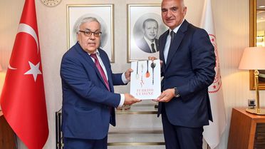 Bakan Ersoy, Rusya'nın yeni büyükelçisini ağırladı