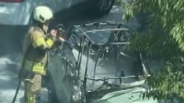 Beylikdüzü'nde Elektrikli Araçta Yangın