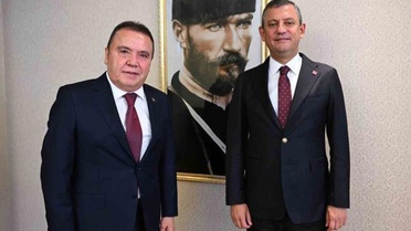 Muhittin Böcek'ten yeni ifade: Özgür Özel'in talimatıyla Ferdi Zeyrek'e 950 bin Euro nakit para verdim