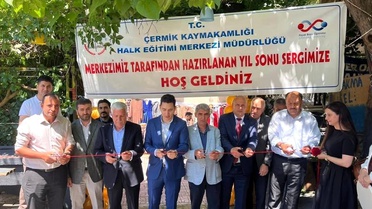 Çermik'te kadınların el emeği sergisi açıldı