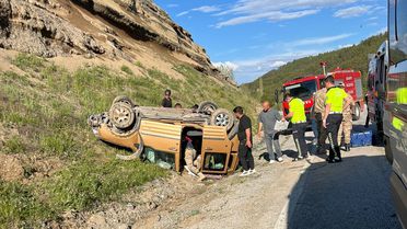 Refahiye'de Trafik Kazası: 6 Yaralı