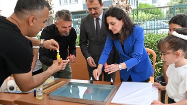 Kadirli'de Hayat Boyu Öğrenme Sergisi Açıldı