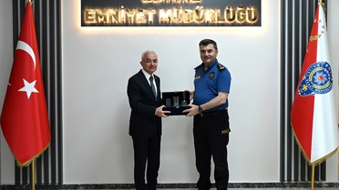 Vali Turan, Emniyet Müdürü Ayhan'ı Ziyaret Etti