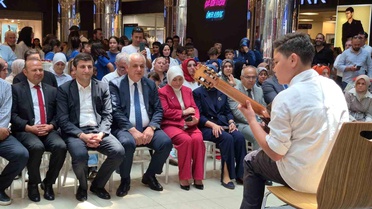 Düzce'de Öğrencilere Ait Yılsonu Sergisi Açıldı