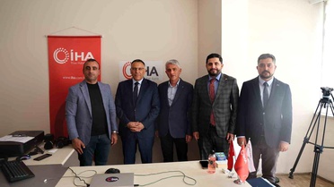 Iğdır Üniversitesi Rektörü İHA'yı Ziyaret Etti