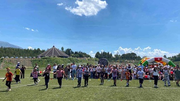 Şaphane'de çocuk oyunları ve uçurtma şenliği coşkusu