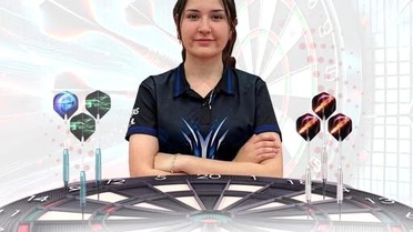 Tavaslı Elif Dilara Davulcu Avrupa dart şampiyon oldu