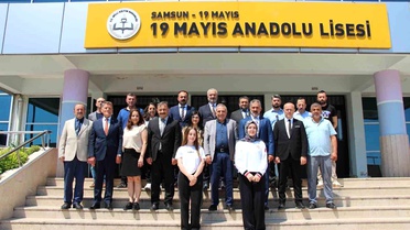 Anı Kitap Kafe öğrencilerle buluştu