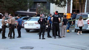 Denizli'de çocuğunun gözü önünde saldırıya uğrayan kadın öldü