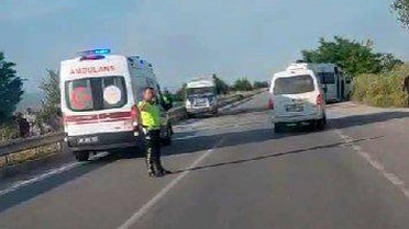 Çivril'de İşçi Servisleri Kazası: 10 Yaralı