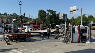 Kağıthane'de Ambulans Kazası