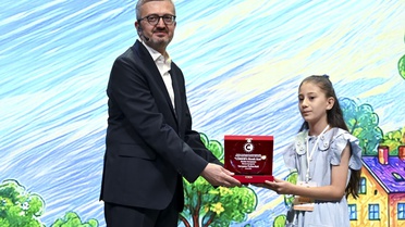 Esila Naz Andız, CİMER Resim Yarışması'nda Türkiye Üçüncüsü