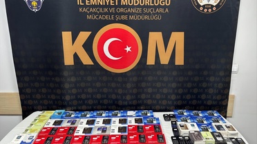 Daday'da Gümrük Kaçağı Cep Telefonu Operasyonu