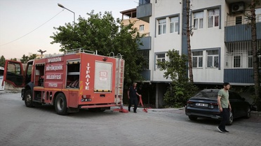 Nusaybin'de Yangın: Anne ve Çocuk Hastaneye Kaldırıldı