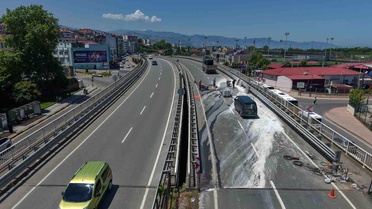 Milyonluk viyadük yıkılıyor