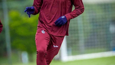 Trabzonspor, Ernest Muçi'yi transfer etti