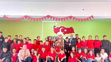 Yozgat'ta Nasreddin Hoca öğrencilerle buluştu
