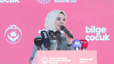 Bakan Göktaş: Kalıcı politikalarla aileyi merkeze alacağız
