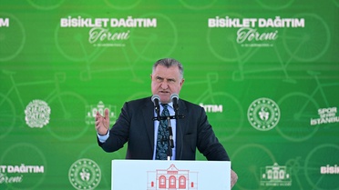 Liseli Sporculara Bisiklet Dağıtıldı