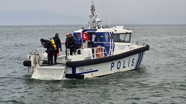 Mudanya'da Deniz Dibi Temizliği Yapıldı