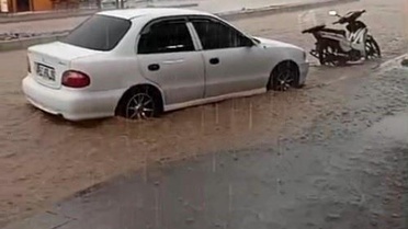 Bayburt'ta sağanak yaşamı olumsuz etkiledi