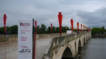 Edirne Bienali'nde Meriç Köprüsü'nde Açık Hava Sanatı