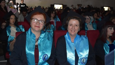 İki Arkadaşın Üniversite Başarısı