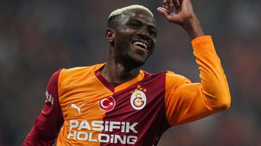 İngiliz devleri, Osimhen transferinde geri adım attı