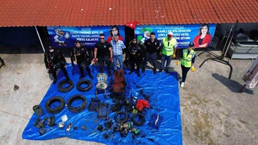Tekirdağ'da deniz temizliği: Deniz dibinden lastik, sandalye ve plastik atıklar çıkarıldı