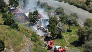 Pozantı'da Büyükbaş Çiftliğinde Yangın