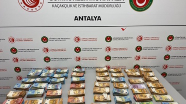 Bebek Bezlerinde 381 Bin Euro Ele Geçirildi