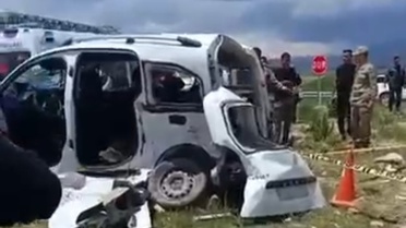 Van'da Trafik Kazası: 4 Ölü, 2 Yaralı
