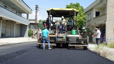 Kahramanmaraş'ta asfalt mesaisi sürüyor