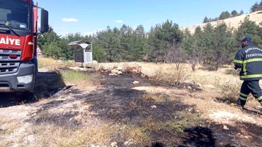 Şanlıurfa'da Orman Yangını Söndürüldü
