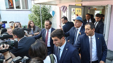 Ermenistan Başbakanı Paşinyan oyunu kullandıktan sonra Türkiye'ye mesaj verdi