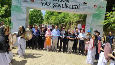 Sason'da ilk defa düzenlenen yaz şenliği yoğun ilgi gördü