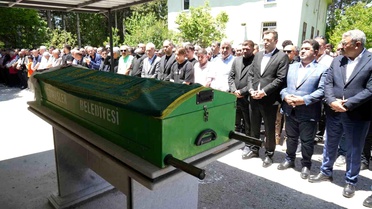 Sel Felaketinde Hayatını Kaybeden Annenin Cenazesi