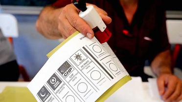 Üç ilimizde seçim heyecanı! Sandıklar kuruldu, oy verme işlemi başladı