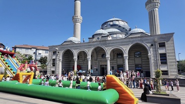 Çocuklar İçin Şenlik Düzenlendi