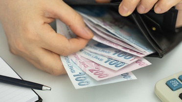 Hükümet asgari ücretle ilgili tartışmalara son noktayı koydu