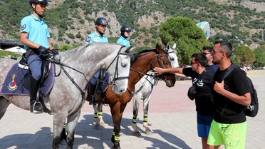 Ölüdeniz'de Atlı Jandarma Göreve Başladı