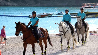 Ölüdeniz'de Atlı Jandarma Timleri Göreve Başladı