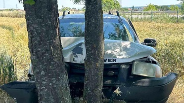 Kırklareli'nde Otomobil Kazası: Sürücü Yaralandı